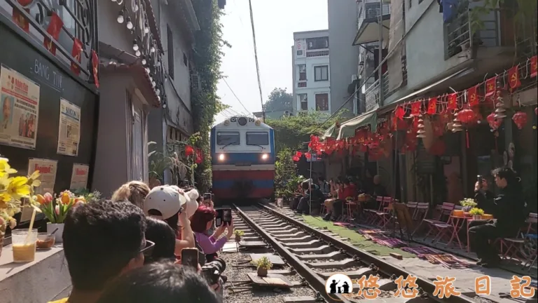 河內火車街 Hanoi Train Street
